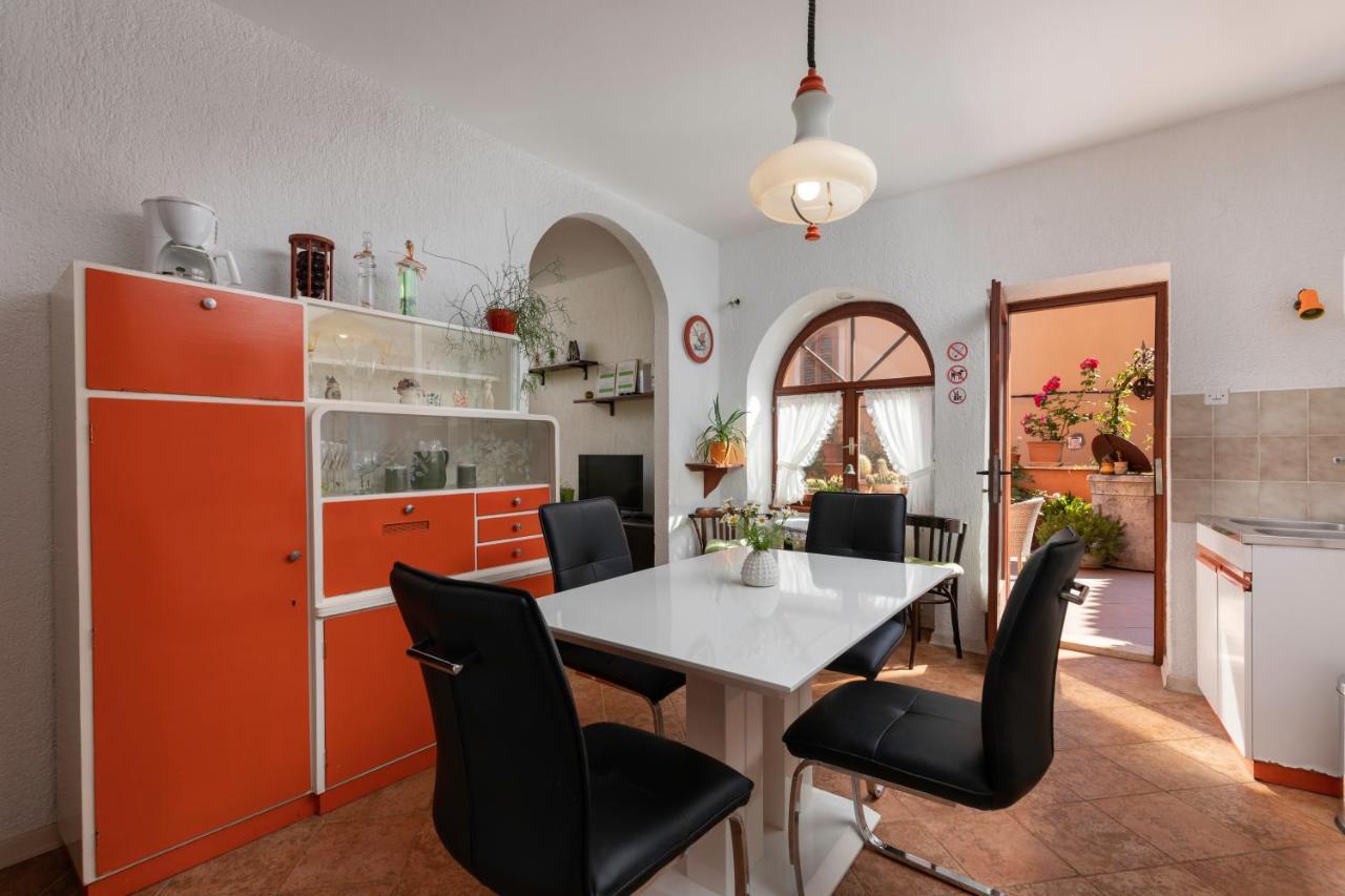Apartment Below The Stars Ρόβινι Εξωτερικό φωτογραφία